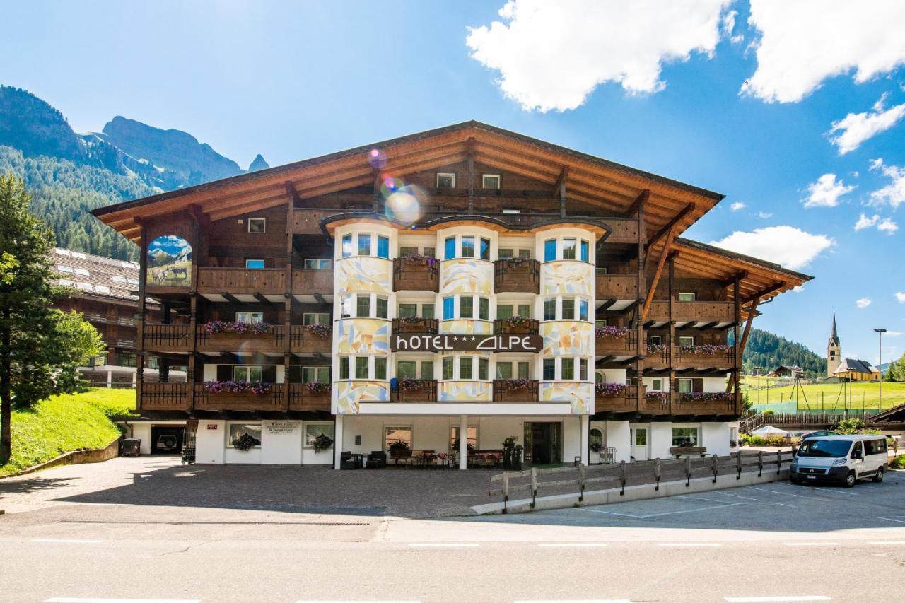 Hotel Alpe Canazei Exterior photo